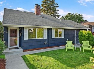 9217 25th Ave SW, Seattle, WA 98106