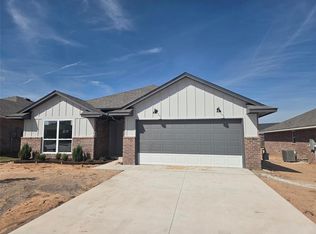 20711 Brush Creek Blvd, Harrah, OK 73045