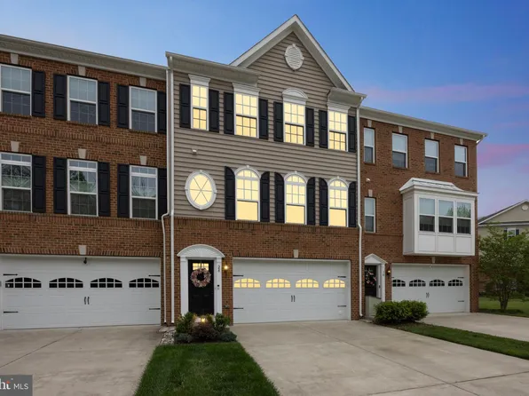 28 Isabelle Ct, Marlton, NJ 08053