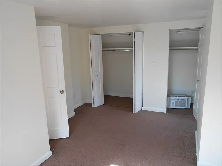 1318 Oakridge Rd — Photo 17