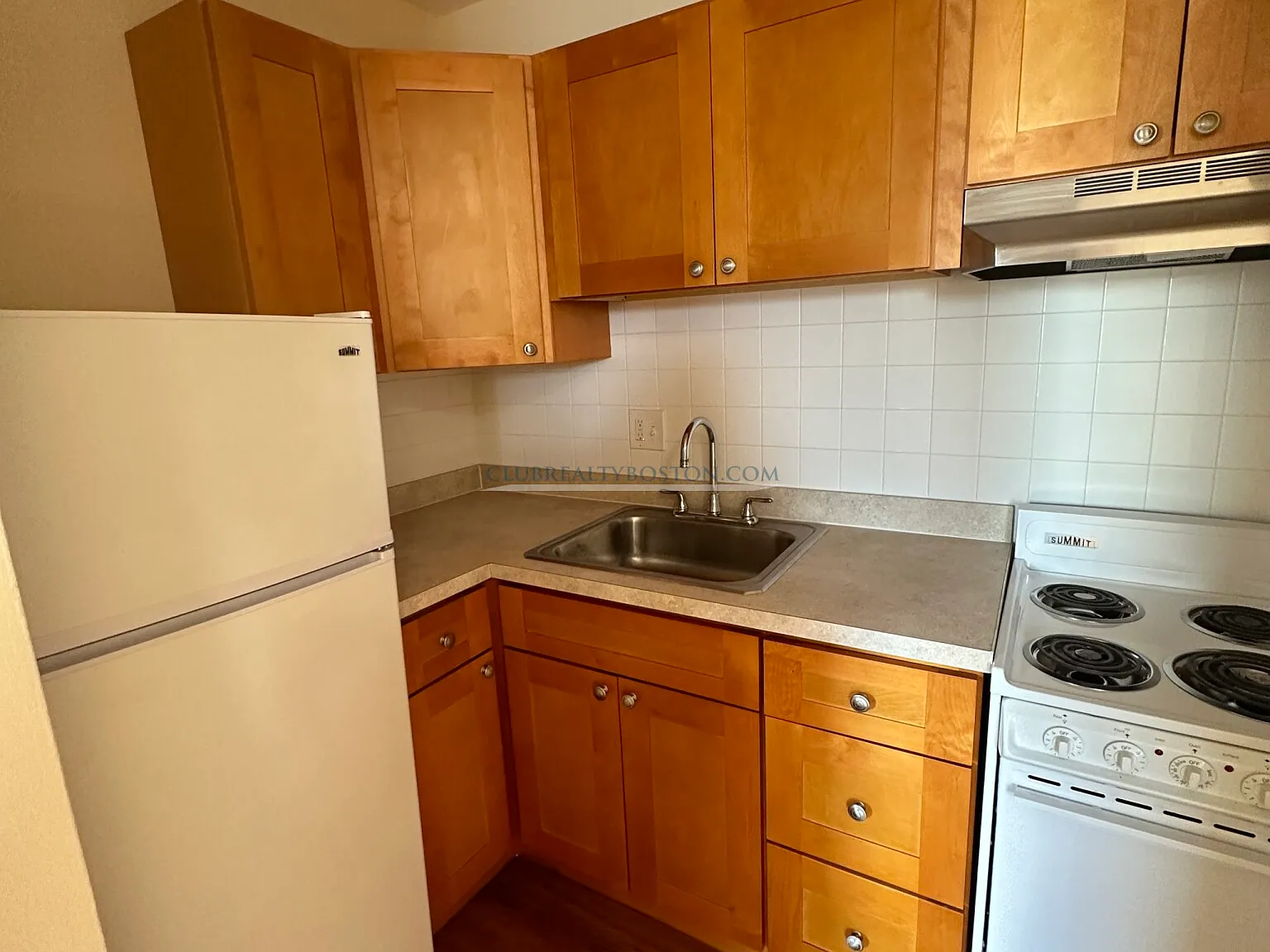 1 bed, 1.0 bath, $2,100 — Photo 4
