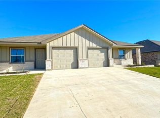 214 Leon Ln, Copperas Cove, TX 76522