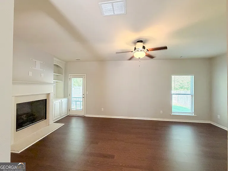 4929 Parke Brook Dr — Photo 3