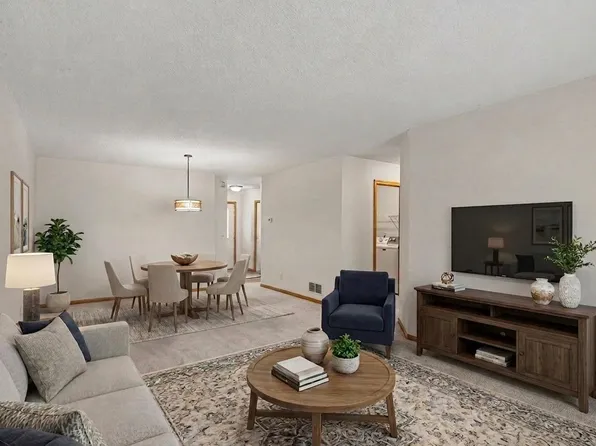 14264 Glencove Path, Apple Valley, MN 55124