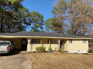 1022 Garden Park Dr, Jackson, MS 39204