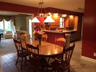 2nd image of 529 W Hill Valley Dr