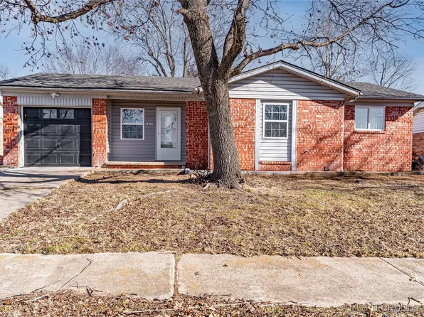 1217 S Poplar Pl, Bristow, OK 74010