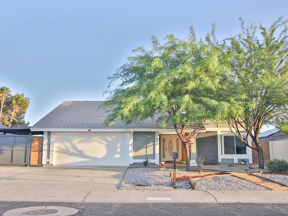 1st image of 3941 W Glenaire Dr