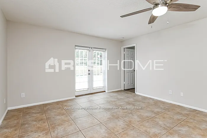 3848 Beachman Dr — Photo 7