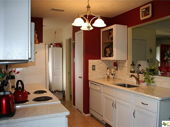 4th image of 1015 E Yager Ln Unit 45