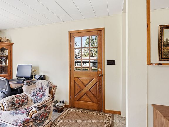 4th image of 4112 Deep Bay Rd