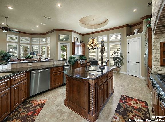 5th image of 3035 Elm Creek Pl