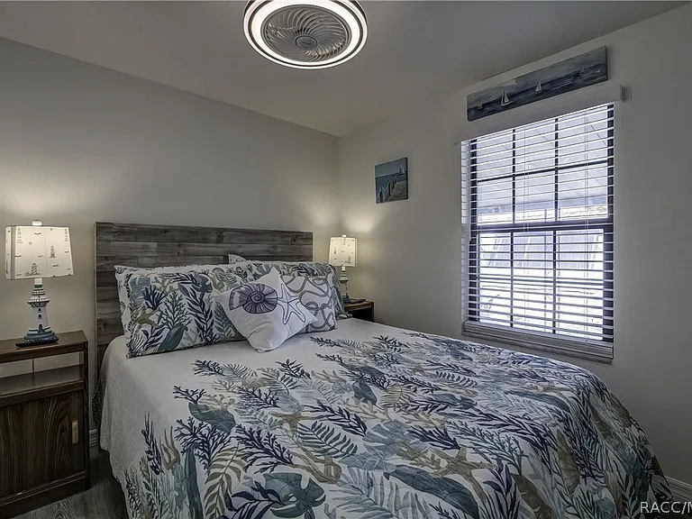 2676 N Comanche Point — Photo 12