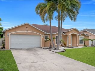 3818 SW 6th Pl, Cape Coral, FL 33914