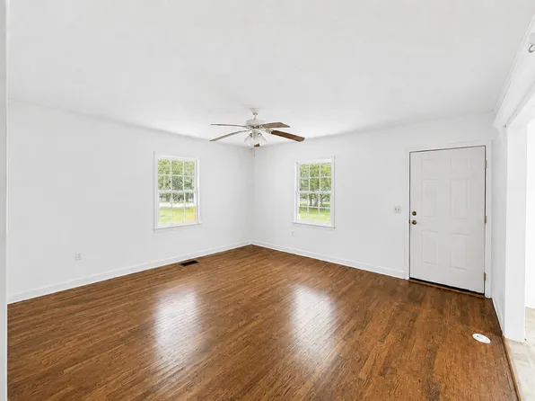 801 Hudson St, Winnsboro, SC 29180