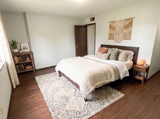 3769 W 9th St, Waterloo, IA 50702