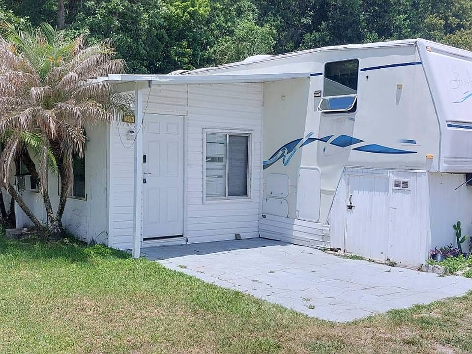 1st image of 4613 Daisy Dr #H30