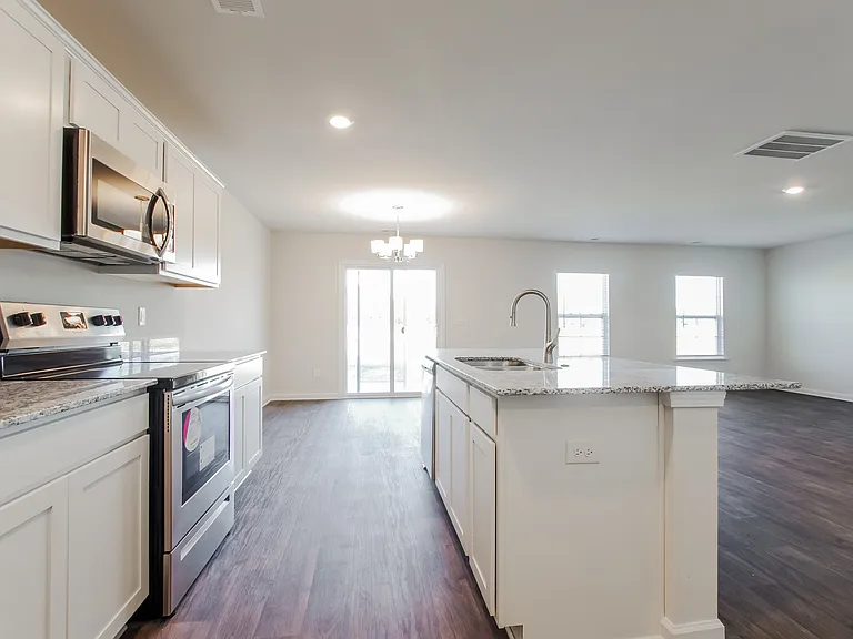 135 King Buck Dr — Photo 7
