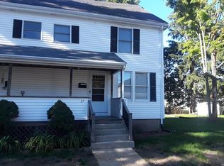 27 Wood Ter, Framingham, MA 01702