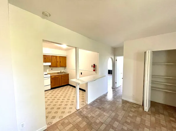 224 Forest Ave #5, Ambler, PA 19002