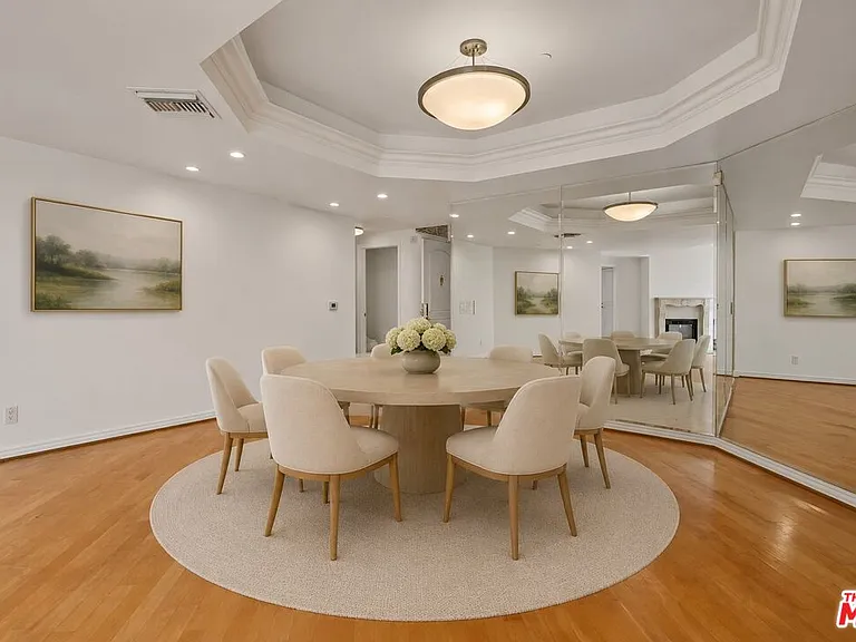 430 N Oakhurst Dr #Penthouse 406 — Photo 5