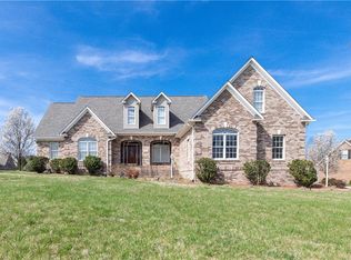 1401 Sagewood Ln, Archdale, NC 27263