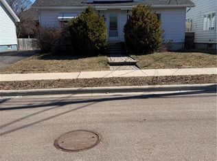 37 Winter Ave, Moncton, NB E1C 5X2