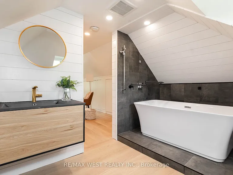 469 Clendenan Ave — Photo 19