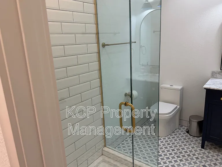 1813 Garland Ave #2 — Photo 10