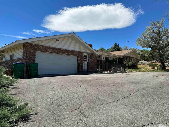 3725 El Rancho Dr, Sun Valley, NV 89433