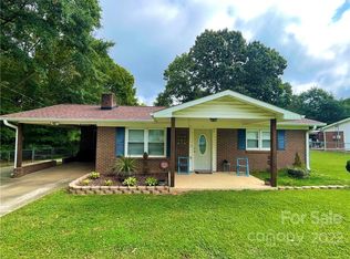 1305 Long Branch Rd, Grover, NC 28073