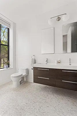 Sold by Compass | media 10