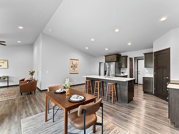 5th image of 1708 Patriot Way