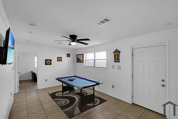 2134 Music St — Photo 10