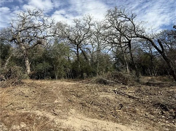 Oaks Dr, Caldwell, TX 77836