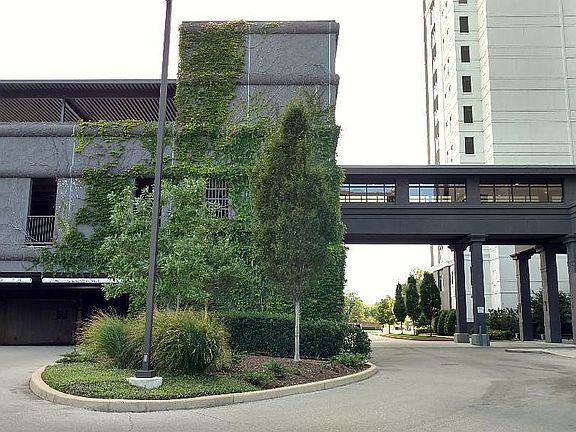 Parking Garage & Walkway