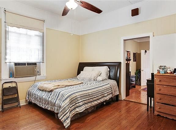 4th image of 718-22 3rd St