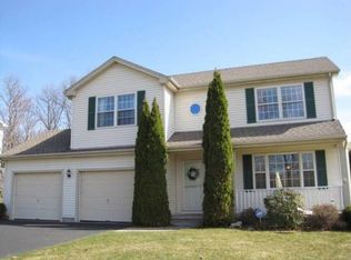 90 Berrios Hill Rd, Windsor, CT 06095