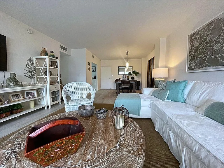 500 Bayview Dr #1123 — Photo 6