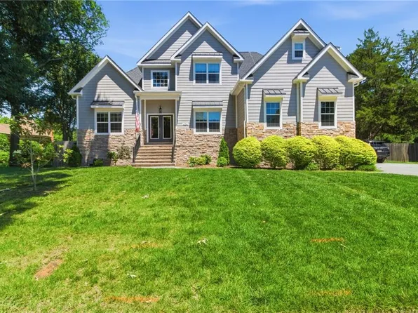 434 Peace Haven Dr, Norfolk, VA 23502