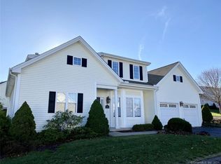 103 Chestnut Hill Rd #103, Portland, CT 06480