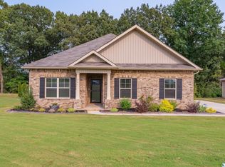 241 Dinner Tree Sq, Huntsville, AL 35811