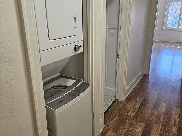 1224 4th Ave #2 — Photo 7