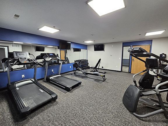 5th image of 5100 S Nevada Ave #213