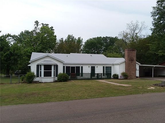 2nd image of 506 College St