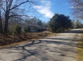 108 Old McKittrick Bridge Rd, Fountain Inn, SC 29644