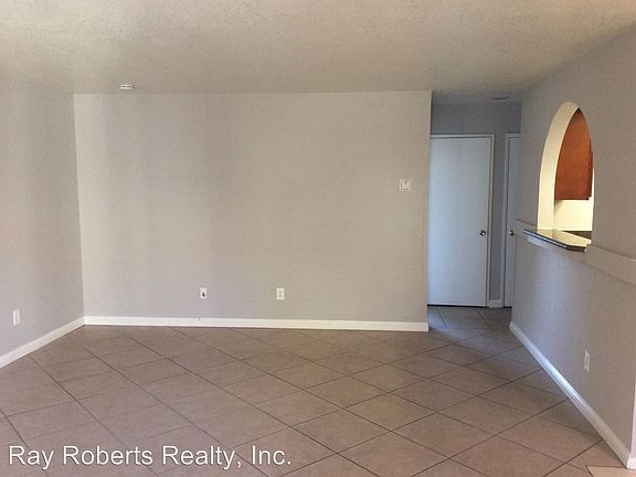 4th image of 22012 Hawaiian Ave APT D