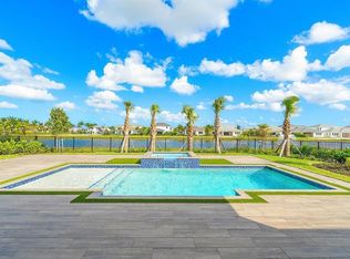 9237 Crestview Cir, Palm Beach Gardens, FL 33412