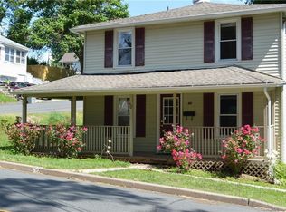 52 Curtiss St, Bristol, CT 06010