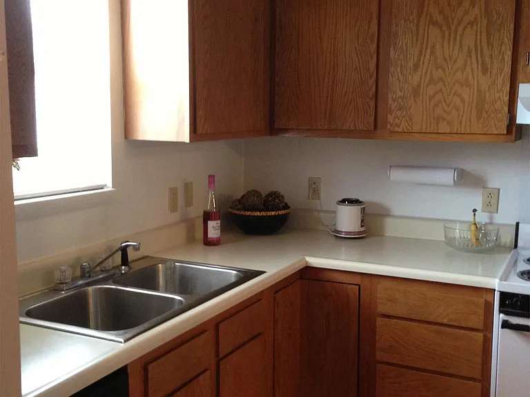 5724 Stiles Dr — Photo 16